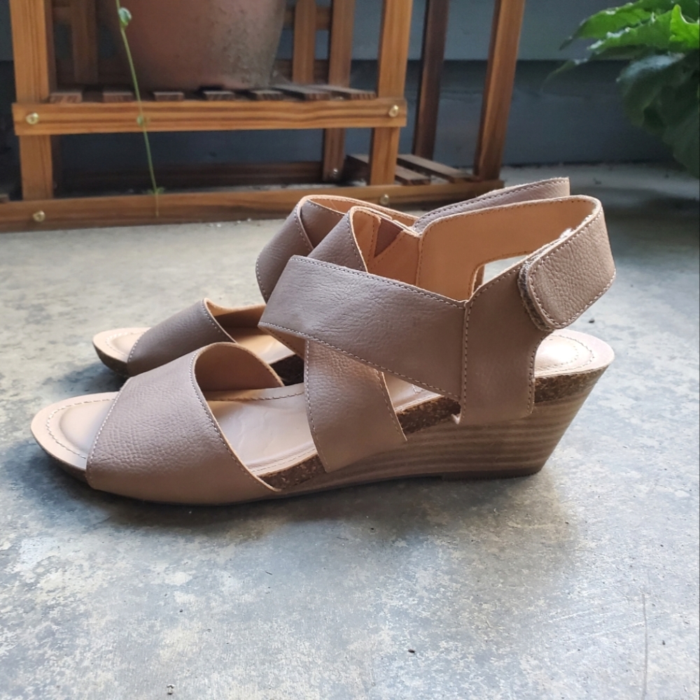 Tan Wedge Sandal | Me Too